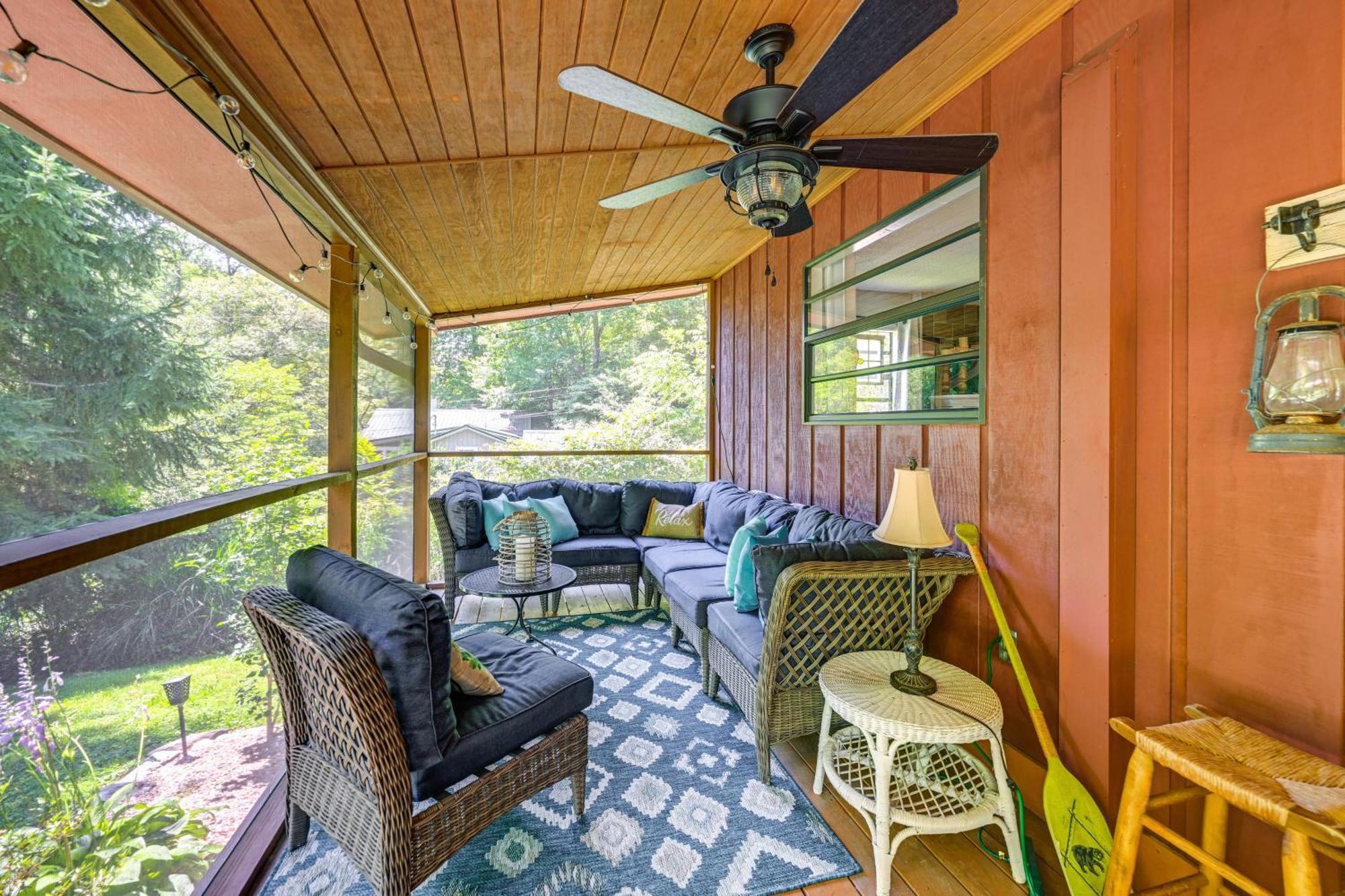 Bryson City Home With Deck About 1 Mi To Fontana Lake Екстер'єр фото